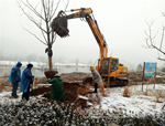 戰天斗地！人文園林項目建設施工人員冒雪沖在第一線！