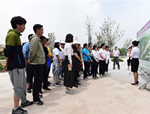 西藏阿里地區(qū)領(lǐng)導考察國家文史公園和澽水河生態(tài)治理工程